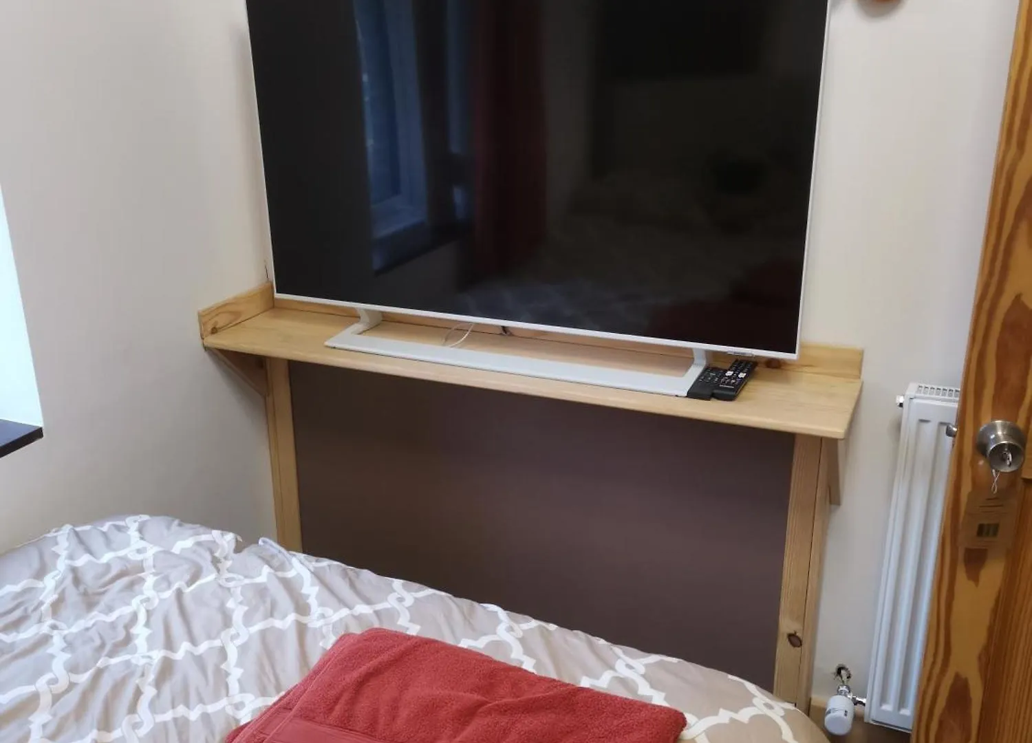 Дом отдыха Вилла The Comfy House Хаддерсфилд